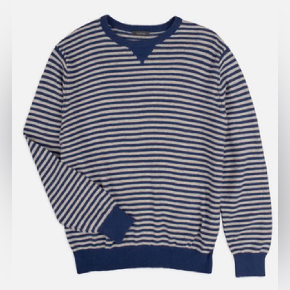 Striped long sleeve sweatshirt size XXL